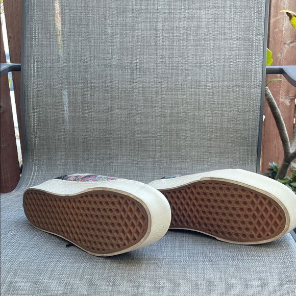 Vans Women's Black and Multicolor Sneakers - Picture 6 of 7